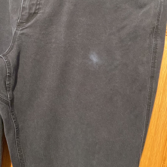 Duluth Trading Co Flex Firehose black jeans pants mens size 42x32 - Picture 3 of 8